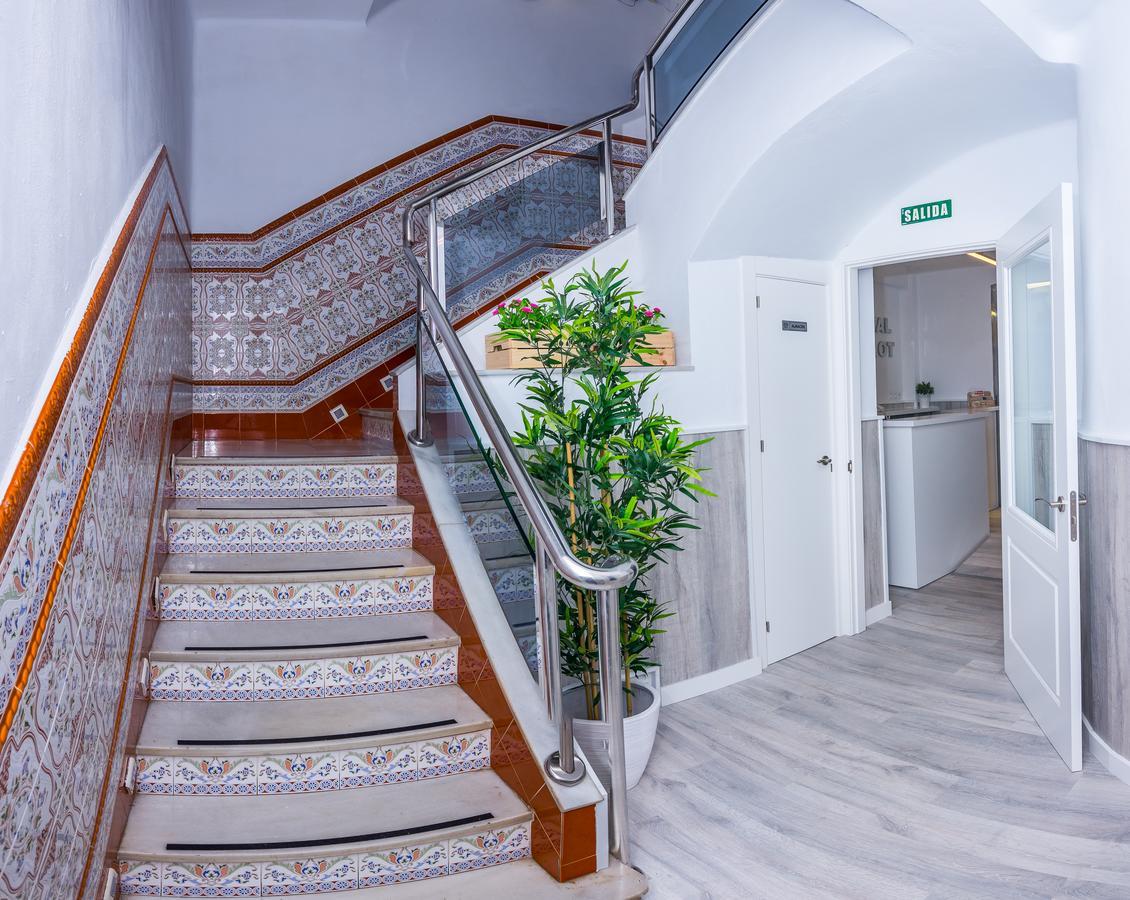 Hostal Guillot Torremolinos Exterior foto