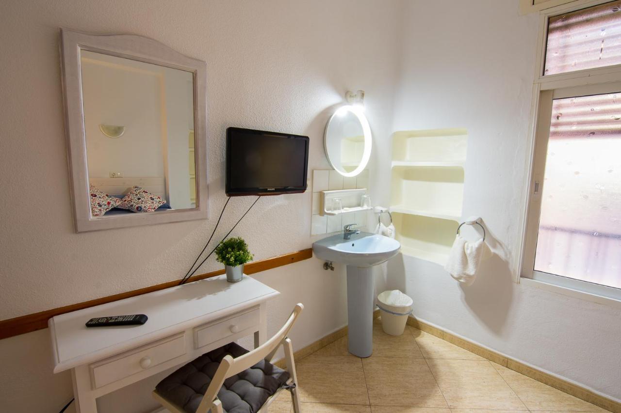 Hostal Guillot Torremolinos Exterior foto